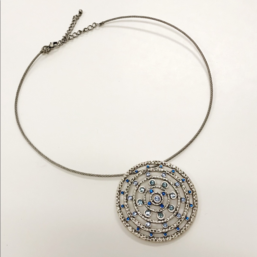 Gorgeous blue crystal statement necklace